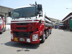 メタノール業務ローリー車
